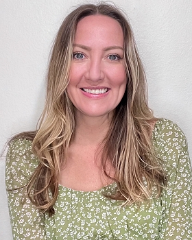 Dr. Susie King - Psychologist providing telehealth therapy in California.